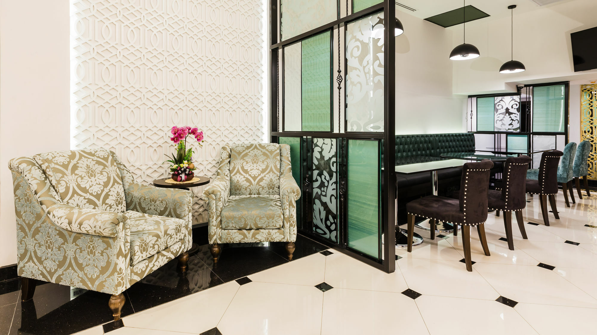 The Fah Silom Hotel Bangkok Exterior photo